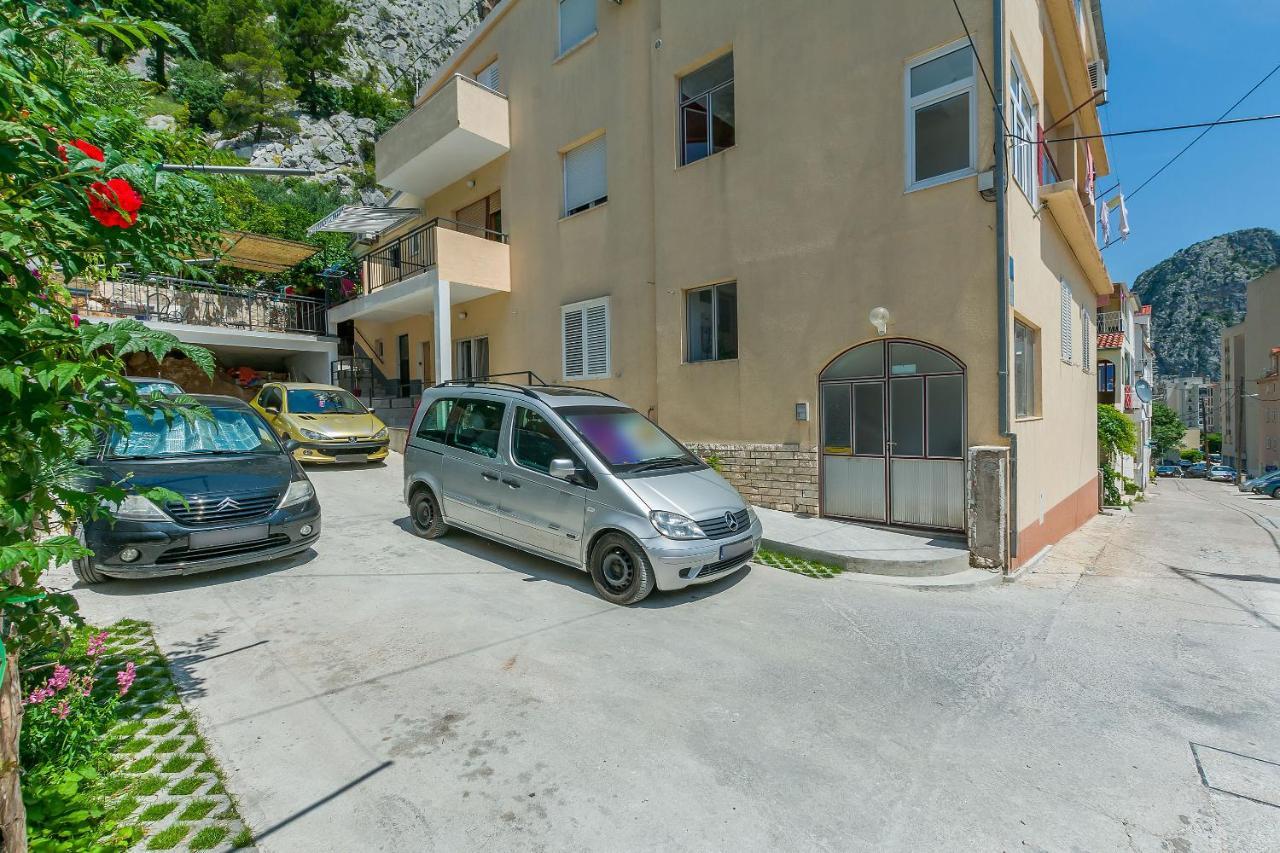 Apartment Ivanka Omiš Kültér fotó