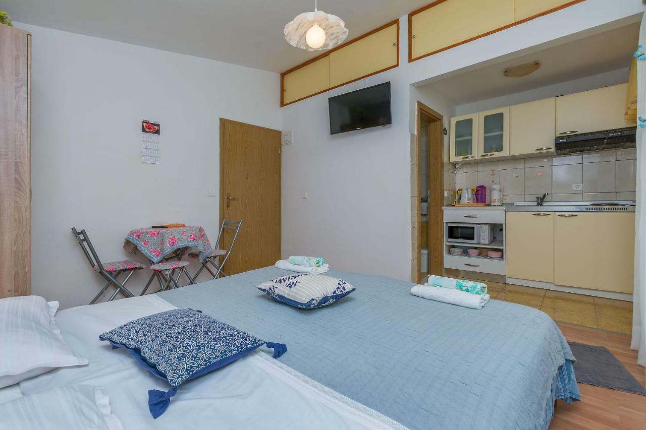Apartment Ivanka Omiš Kültér fotó